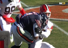 D'Andre Swift won't be denied with powerful third-down run to move chains