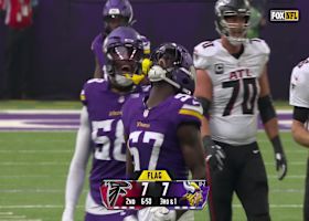 Ex-Rd. 1 pick Jamin Davis engulfs Cousins to secure his first Vikings sack