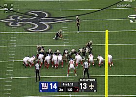 Blake Grupe misses 52-yard field goal attempt wide left