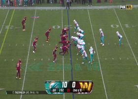 KJ Henry sniffs out Dolphins' for 7-yard loss