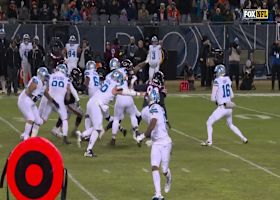 Gervon Dexter ends Lions drive with third-down sack for 10-yard loss