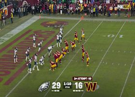 Jeremy McNichols bounces successful 2-Pt attempt to outside