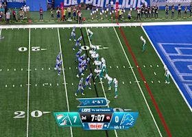 Kyle Allens finds Jackson Meeks wide open near pylon for TD