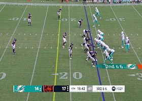 Alexander Mattison's 21-yard catch and run sets Dolphins up inside the 5-yard line