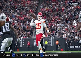 Patrick Mahomes' best plays in 2-TD game | Week 8