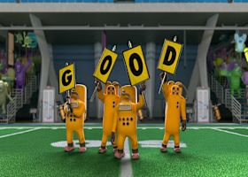 Cameron Dicker fills a cheer cannister with 31-yard FG