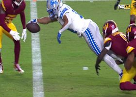 Amon-Ra St. Brown burns Commanders defense on slant route for 9-yard TD