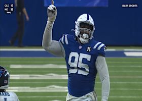 Adetomiwa Adebawore drags down Cam Ward for Colts third sack of game