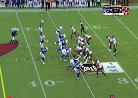 Ryan Miller hauls in the 14-yard pass from Kyle Trask