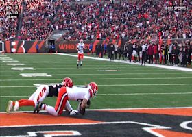 Sal Canella can't hold onto Sanders' would-be 37-yard TD launch