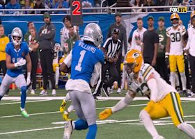 Goff's 44-yard connection with Jameson Williams gets Lions into red zone