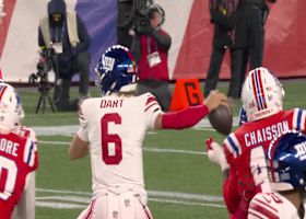 Jaxson Dart's first pass of the night goes for an 11-yard gain over the middle