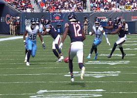 Velus Jones Jr. muffs his kick-return attempt for Titans fumble recovery