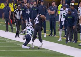 Can't-Miss Play: Puka pirouettes for 19-yard sideline snag with a toe-tap finish