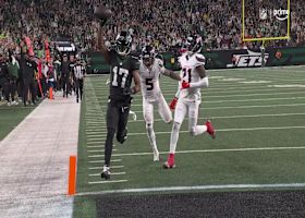 Adams hauls first TD grab with Jets on 37-yard loft from Rodgers