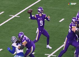 T.J. Hockenson goes vertical on leaping 29-yard snag