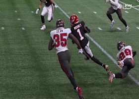 Mooney's second TD of night trims Bucs' lead to 27-26 in fourth quarter