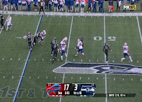 Seahawks screen pass turns sideways as Austin Johnson jumps pass for Bills INT