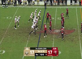 Olave's third-down grab moves Saints into Buccaneers' territory