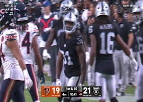 Raheem Mostert races into Bears territory with 37-yard run