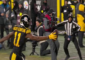 Aaron Rodgers finds Marquez Valdes-Scantling in the end zone like old times