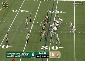 Isaiah Davis follows his blockers on 17-yard catch and run