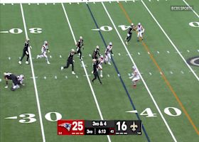 Rattler's nifty escape results in 22-yard catch for Alvin Kamara