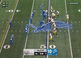 Rodgers' third-down pass finds Adam Thielen for 17 yards