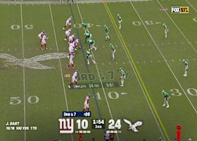 Jaxson Dart's 28-yard loft lands in Devin Singletary's breadbasket for red-zone access