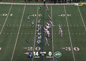 Drake Maye's 27th TD pass of 2025 is 22-yard strike to Rhamondre Stevenson