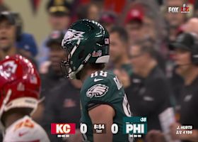 Hurts' 20-yard strike to Goedert gets Eagles into Chiefs' territory for first time