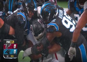 Panthers defense stonewalls Bijan Robinson on early 4th-down attempt