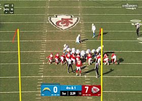 Dicker's 49-yard FG puts Chargers on the board