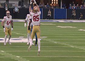 Kittle picks up 17 yards on fifth catch in first half of 'MNF'