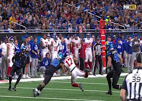 Wan'Dale Robinson absorbs big hit on 15-yard catch