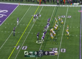 Jordan Love narrowly misses Malik Heath for would-be one-handed grab