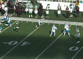 Tyrod Taylor spins out of traffic before delivering 35-yard sideline dime to Tyler Johnson