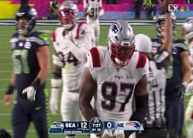 Milton Williams engulfs Sam Darnold for 8-yard sack in third quarter