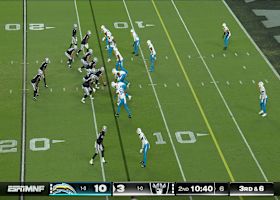 Jamaree Caldwell stuffs Geno Smith to take Raiders out of red zone