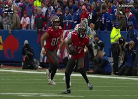 Mayfield's play action strike finds Sterling Shepard for 16-yard gain