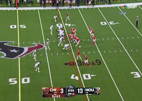 Derek Barnett stops Caleb Williams in his tracks en route to third-down sack