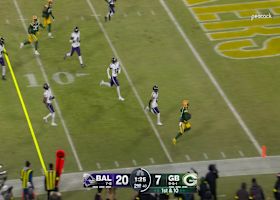 Malik Willis' TD sprint ends with a Lambeau leap to trim Ravens' lead to 20-13