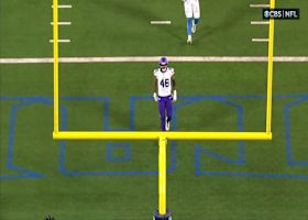 Brosmer's 21-yard TD strike to Nesbit trims Titans' lead to 17-9 in third quarter