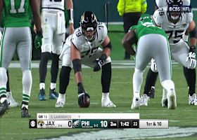 Zack Baun's incredible diving INT sets Eagles up in Jags' territory