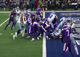 Javonte Williams 10th of 2025 rushing TD opens scoring vs. Vikings on 'SNF'