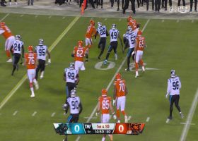 DJ Moore stiff-arms his way to 16-yard gain on screen pass