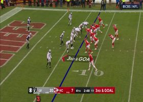 Mahomes' fourth quarter TD pass to Watson comes after QB evades possible sack