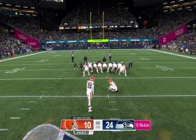 Lucas Havrisik calmly drills 49-yard field goal just before halftime of Browns-Seahawks