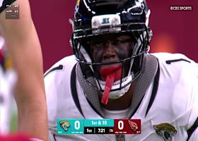 Travis Etienne follows a 45-yard-run with a TD to open scoring in Arizona