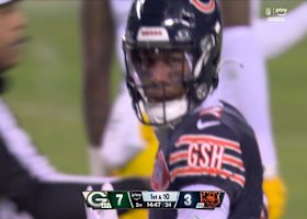 Fourth-down conversion! Williams' 18-yard laser ends with DJ Moore's fingertip catch to move chains